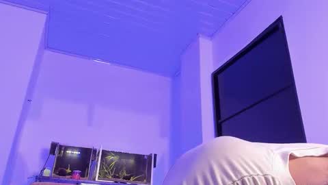 cj_davis1 online show from December 2, 2025, 1:33 am