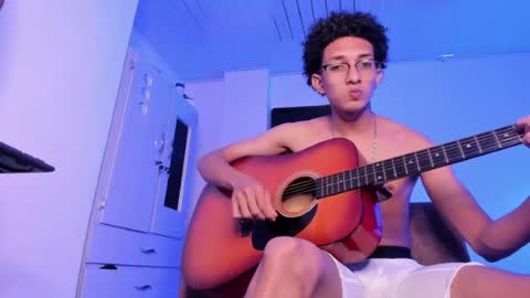 cj_davis1 online show from April 19, 2026, 1:38 am