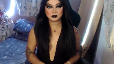 Snapshot of cj_parker69 chatting on April 26, 2026, 12:58 pm QUEEN CESS online show from April 26, 2026, 12:58 pm