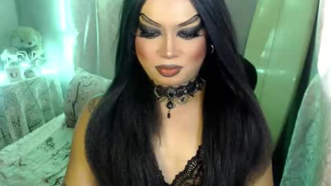 Snapshot of cj_parker69 chatting on June 11, 2026, 4:54 am QUEEN CESS online show from June 11, 2026, 4:54 am