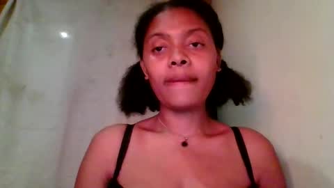 Snapshot of ckamilla45 chatting on September 9, 2025, 6:18 pm ckamilla45 online show from September 9, 2025, 6:18 pm