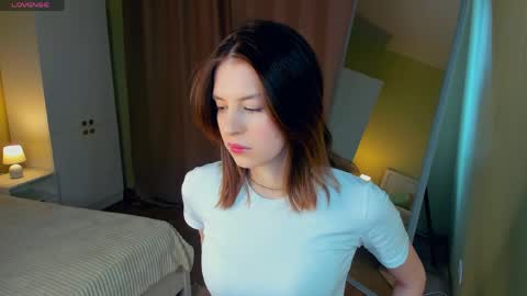 Lily online show from May 2, 2026, 5:45 am