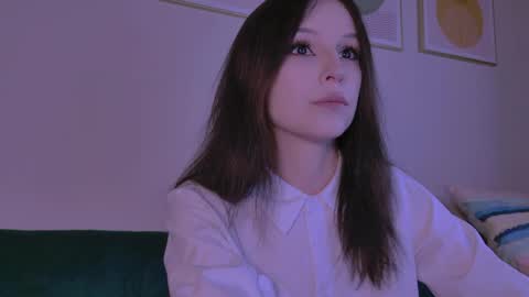 Claire Bennett online show from April 13, 2026, 1:33 am