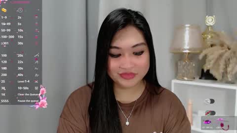 CLAIRE online show from April 27, 2026, 4:32 am