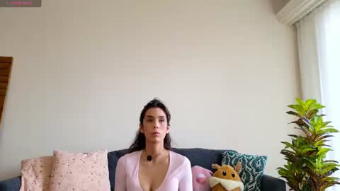 Snapshot of clairevarhol chatting on June 10, 2026, 3:22 pm clairevarhol online show from June 10, 2026, 3:22 pm
