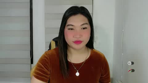 CLAIRE online show from March 1, 2025, 5:52 am