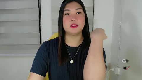 CLAIRE online show from March 10, 2025, 2:48 pm