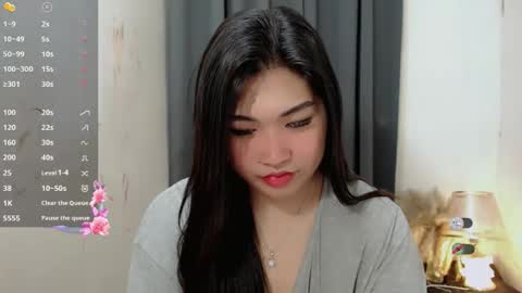 CLAIRE online show from November 13, 2025, 4:44 am