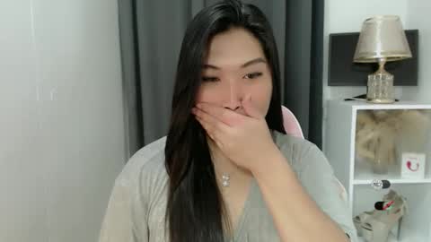 CLAIRE online show from February 26, 2026, 5:39 am