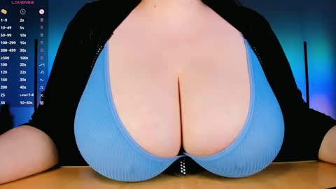 Clara  online show from December 21, 2024, 3:36 am