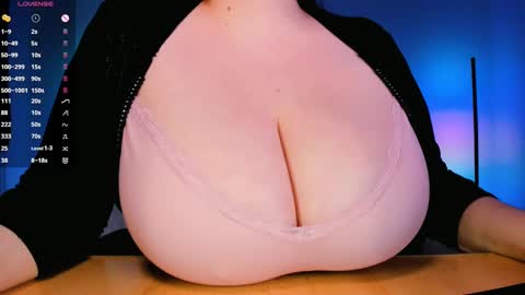 Clara  online show from February 20, 2025, 1:46 am