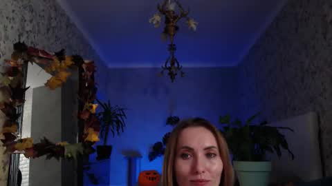 Clara online show from October 30, 2025, 6:30 pm