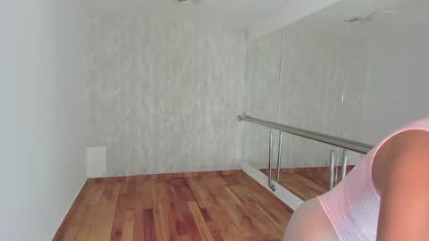 Snapshot of clara_tenssio chatting on December 28, 2024, 3:15 am Clara online show from December 28, 2024, 3:15 am