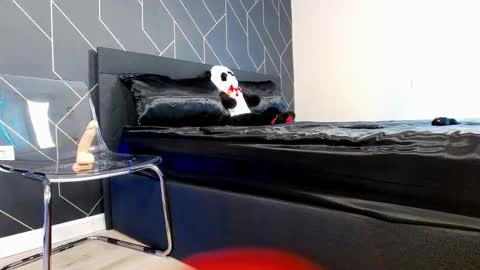 clarabarness15 online show from February 24, 2026, 8:23 am