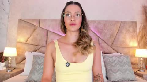 Snapshot of claradelmar_ chatting on June 7, 2026, 9:24 am Clara del mar online show from June 7, 2026, 9:24 am