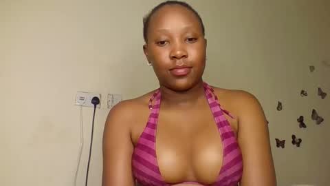clara11 online show from April 29, 2026, 10:05 pm