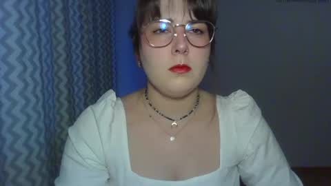 Snapshot of claralovely chatting on May 13, 2026, 6:05 pm Clara online show from May 13, 2026, 6:05 pm