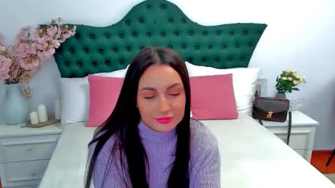 ClaraXJoy online show from December 16, 2024, 8:52 am