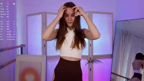 Claire online show from April 25, 2026, 1:52 pm