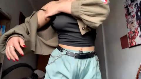 Karolina online show from March 4, 2026, 2:45 pm