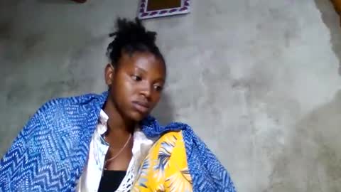 clarisse98 online show from May 4, 2026, 6:42 am