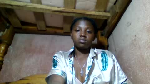 clarisse98 online show from June 16, 2026, 8:00 pm