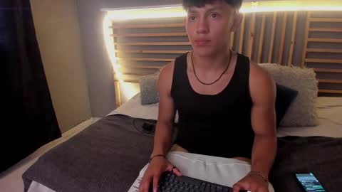 clar online show from March 5, 2026, 9:33 pm