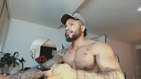 Snapshot of clark_strong chatting on June 19, 2026, 11:36 am clark_strong online show from June 19, 2026, 11:36 am