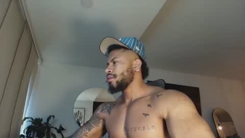 Snapshot of clark_strong chatting on June 22, 2026, 12:57 pm clark_strong online show from June 22, 2026, 12:57 pm