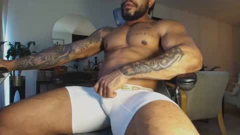 Snapshot of clark_strong chatting on July 3, 2026, 6:14 pm clark_strong online show from July 3, 2026, 6:14 pm