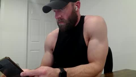 Snapshot of clarkecock chatting on January 28, 2025, 11:17 pm Clarke Cock online show from January 28, 2025, 11:17 pm