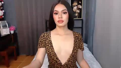 Snapshot of classy_maika chatting on January 28, 2025, 7:11 am maika online show from January 28, 2025, 7:11 am