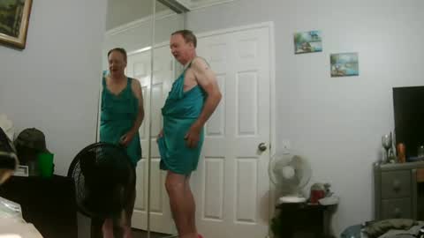 Claudia online show from September 25, 2025, 2:21 pm