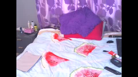 Snapshot of claudine_valencia chatting on December 13, 2024, 8:30 am claudine valencia online show from December 13, 2024, 8:30 am