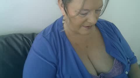 Snapshot of claudineddd chatting on January 23, 2025, 6:35 pm ClaudineDDD online show from January 23, 2025, 6:35 pm