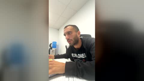 Snapshot of claudiolicro chatting on December 14, 2025, 3:06 pm claudiolicro online show from December 14, 2025, 3:06 pm