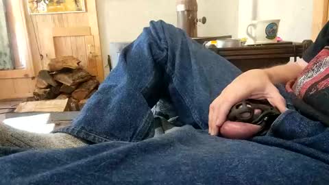 Snapshot of claygilmeriii chatting on December 31, 2024, 6:35 pm Clay online show from December 31, 2024, 6:35 pm