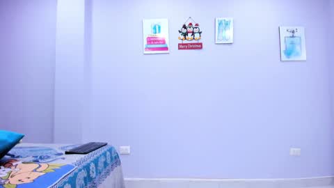 Snapshot of clayr_rosse chatting on January 8, 2025, 3:51 am Clayr online show from January 8, 2025, 3:51 am