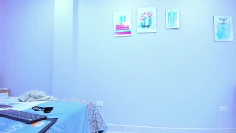 Snapshot of clayr_rosse chatting on February 12, 2025, 8:29 pm Clayr online show from February 12, 2025, 8:29 pm