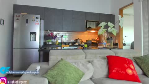 claytonburgues online show from December 14, 2024, 10:18 pm