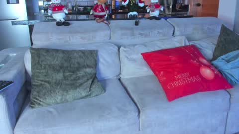 claytonburgues online show from December 20, 2024, 4:09 am