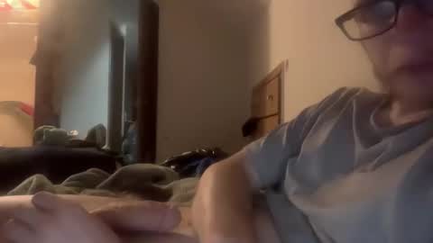 Snapshot of cleatus27 chatting on June 10, 2026, 3:50 am cleatus27 online show from June 10, 2026, 3:50 am