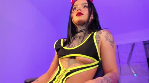 Cleo Adams online show from February 4, 2025, 7:29 am