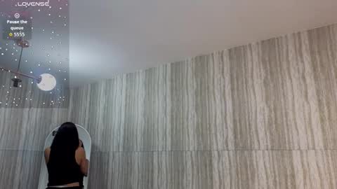 Snapshot of clementine_t chatting on September 16, 2025, 2:34 am Clementine online show from September 16, 2025, 2:34 am