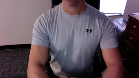 Snapshot of clemike69 chatting on January 20, 2025, 5:37 pm clemike69 online show from January 20, 2025, 5:37 pm