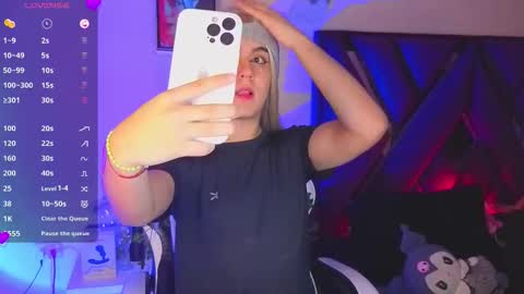 Snapshot of cleo_d_nile chatting on November 10, 2025, 11:26 pm cleopatra online show from November 10, 2025, 11:26 pm