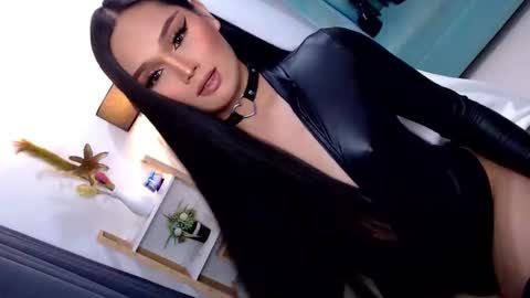 Cleo online show from April 29, 2026, 9:54 pm
