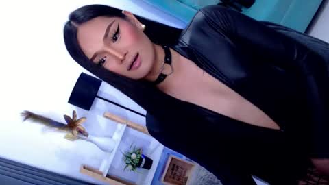 Cleo online show from June 27, 2026, 7:19 pm