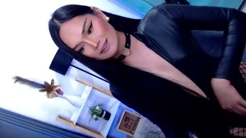 Cleo online show from June 29, 2026, 7:47 pm