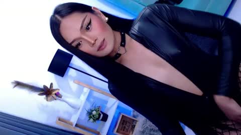 Cleo online show from July 5, 2026, 9:44 pm
